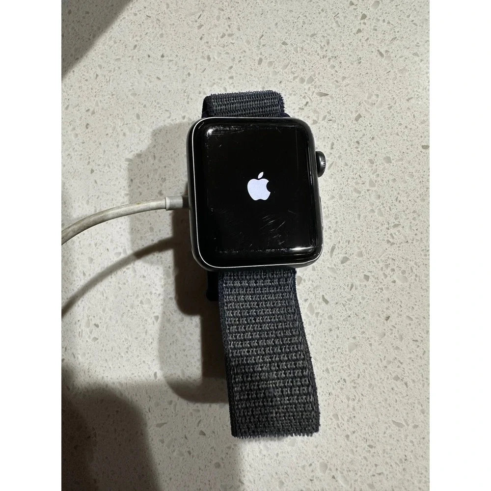 Apple Watch Nike Series 2 GPS 42mm Space Gray Aluminum Sport Loop Band iwatch